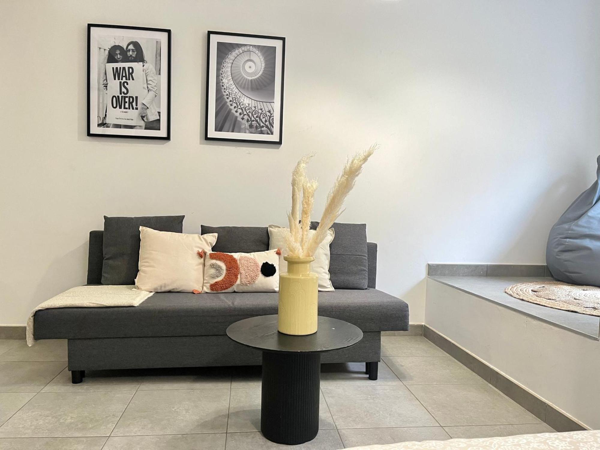 Suite Danbury Lyon Eksteriør bilde